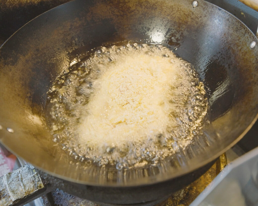 Frying katsu